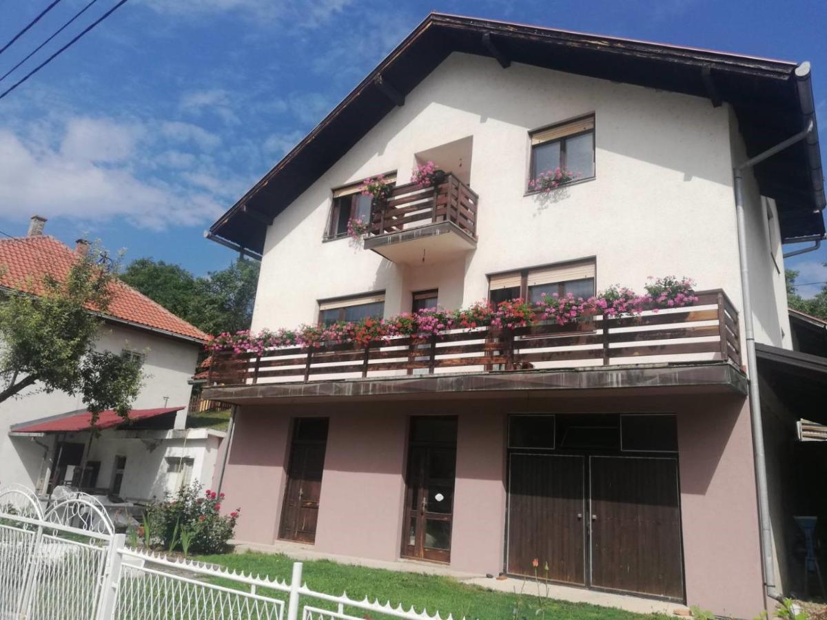 モクラ・ゴラ Apartman Draga Bed & Breakfast エクステリア 写真